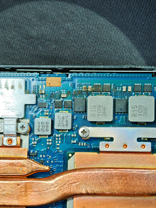 AEPC Auckland workshop checking a graphics card and motherboard for no signal diagnosis