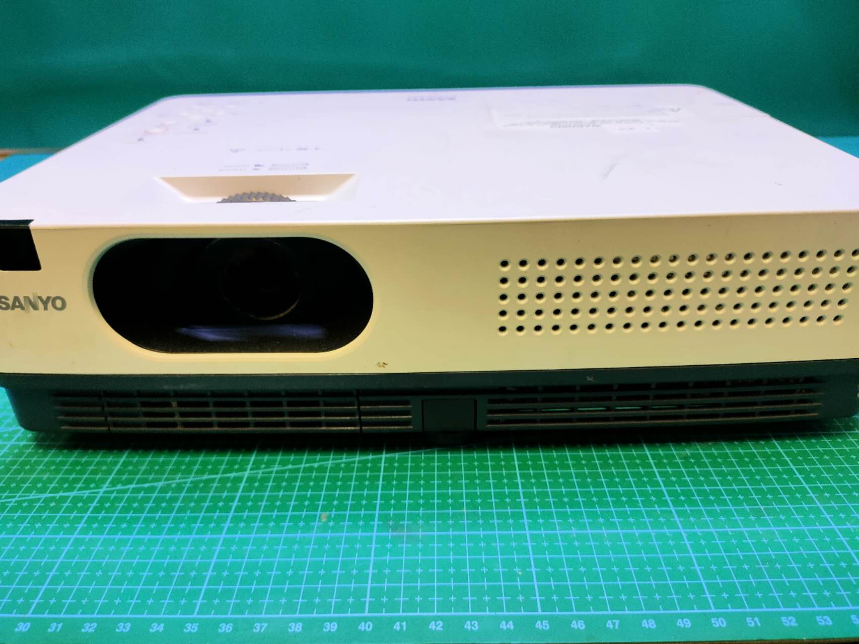 Projector Sanyo PLC-XW300 For Home Use Projectors