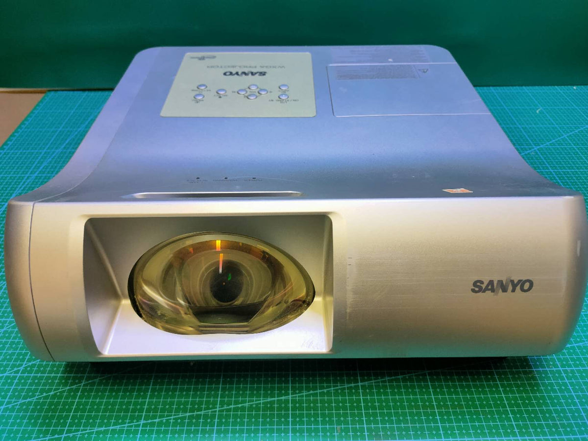 Projector Sanyo PLC-WL2500A For Home Use Projectors