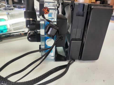 EVGA EKWB RTX 3090 24GB  ULTRA GAMING watercooling gpu