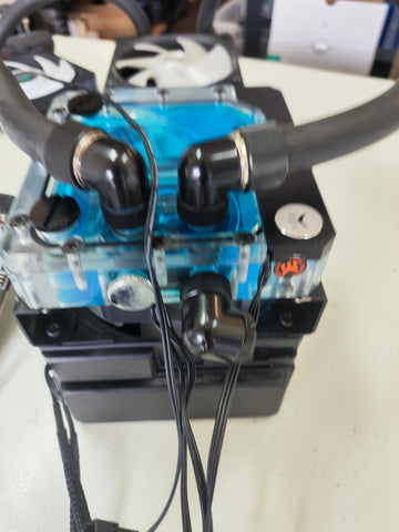 EVGA EKWB RTX 3090 24GB  ULTRA GAMING watercooling gpu