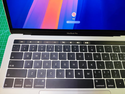 Macbook Pro 13 inch (2019) 256GB 8GB RAM Silver Excellent Grade A1989