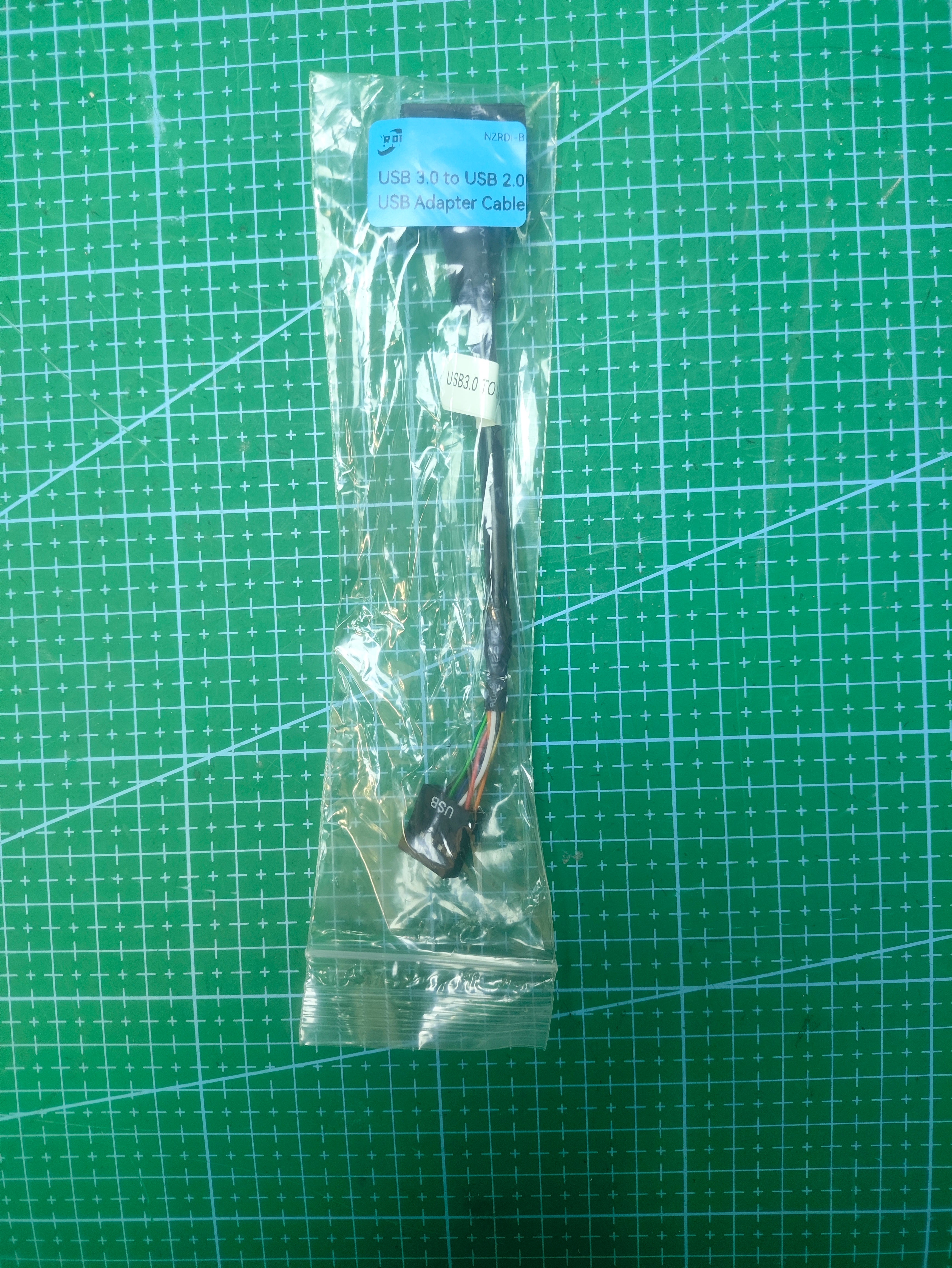 USB 3.0 20-Pin to USB 2.0 9-Pin Front Panel Adapter Cable - 15cm - connector detail
