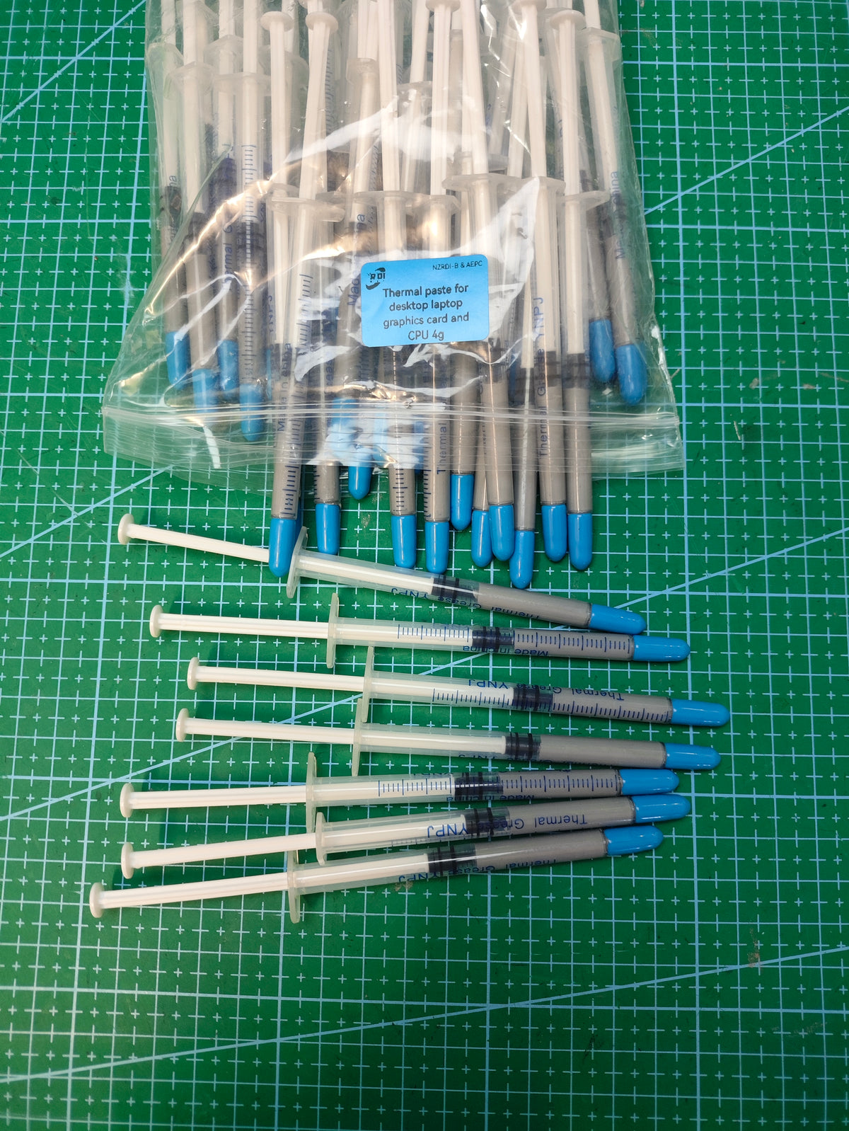 Thermal paste for desktop laptop graphics card and CPU 4g