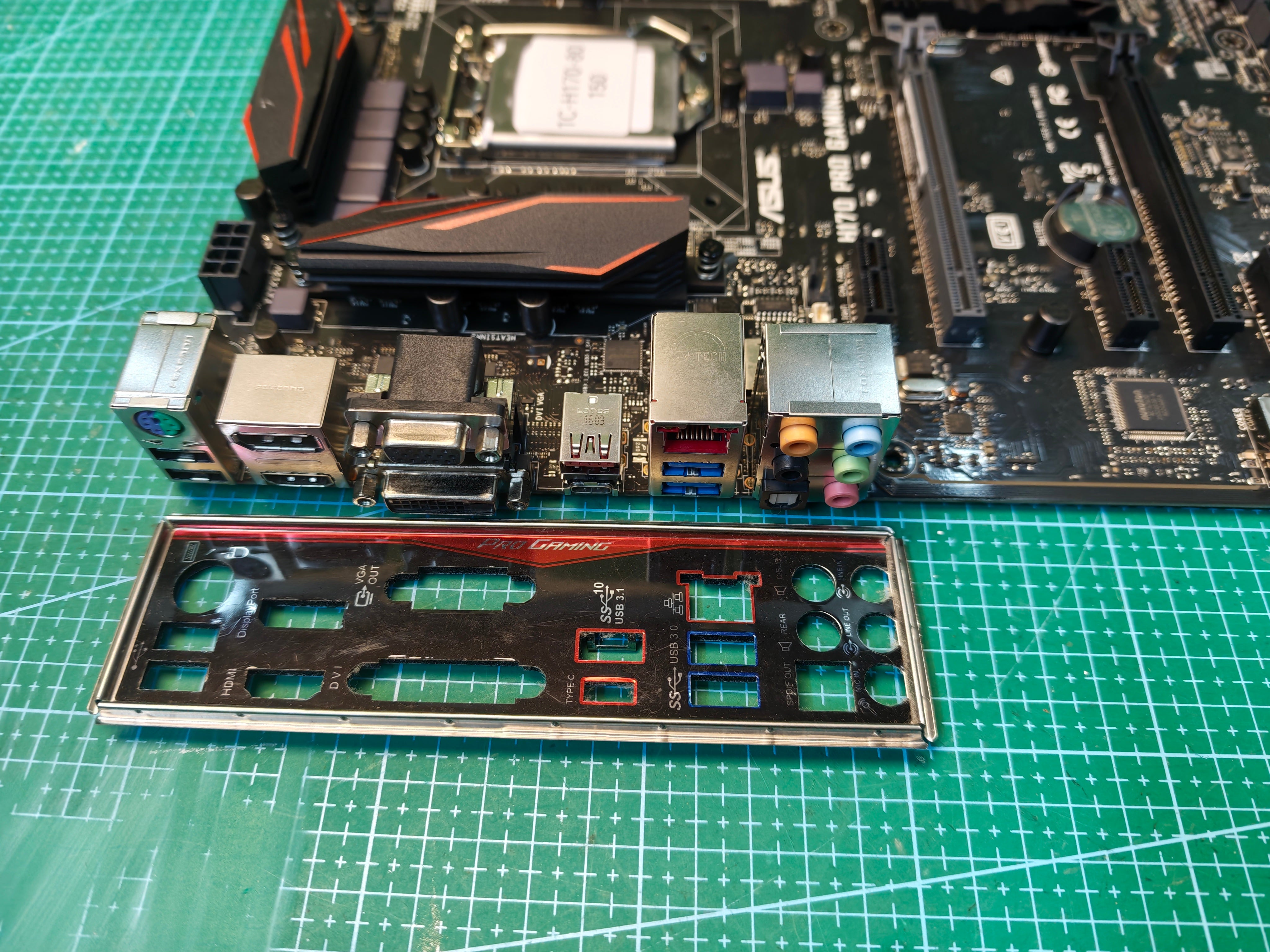 ASUS H170 Motherboard LGA 1151 Intel 6Gen 7Gen / H110 B150 Z170 B250 - rear ports and matching I/O shield detail