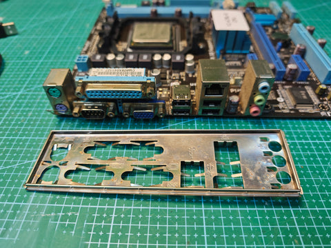 ASUS M5A78L-M LX V2 motherboard rear I/O ports and matching I/O shield
