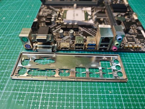 GIGABYTE H310 Motherboard LGA 1151 Intel 8Gen 9Gen / B360 B365 Z370 - rear ports and I/O shield detail